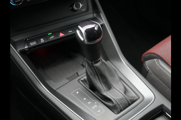 Audi Q3 Sportback 45 TFSI e S Line Plug In Hybrid 245pk Dealer O.H PHEV | Panodak | Adaptive Cruise | Lederen Sportstoelen Memory & Verwarmd | Sfeerverlichting | Camera | Virtual | Blis | Navigatie | DAB |
