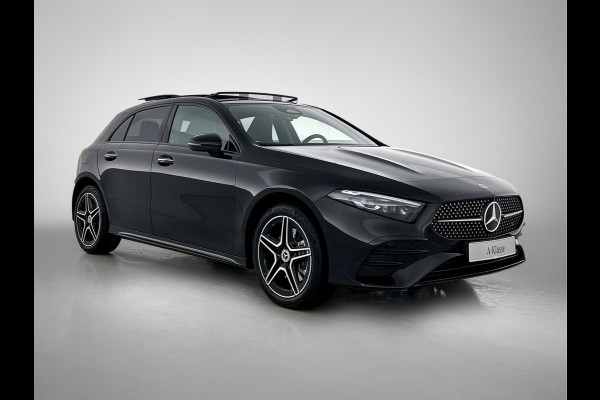 Mercedes-Benz A-Klasse 250 e Business Solution AMG | Nightpakket | Stoelverwarming vooraan | Smartphone-integratie | Panoramaschuifdak | Multibeam LED | Extra USB-poorten | KEYLESS GO |