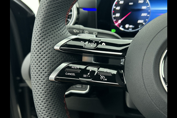 Mercedes-Benz A-Klasse 250 e Business Solution AMG | Nightpakket | Stoelverwarming vooraan | Smartphone-integratie | Panoramaschuifdak | Multibeam LED | Extra USB-poorten | KEYLESS GO |