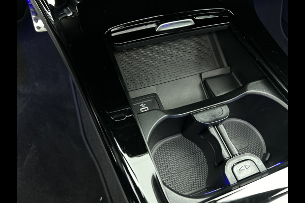 Mercedes-Benz A-Klasse 250 e Business Solution AMG | Nightpakket | Stoelverwarming vooraan | Smartphone-integratie | Panoramaschuifdak | Multibeam LED | Extra USB-poorten | KEYLESS GO |