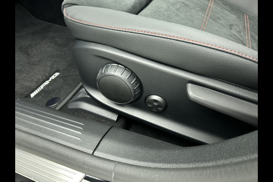 Mercedes-Benz A-Klasse 250 e Business Solution AMG | Nightpakket | Stoelverwarming vooraan | Smartphone-integratie | Panoramaschuifdak | Multibeam LED | Extra USB-poorten | KEYLESS GO |