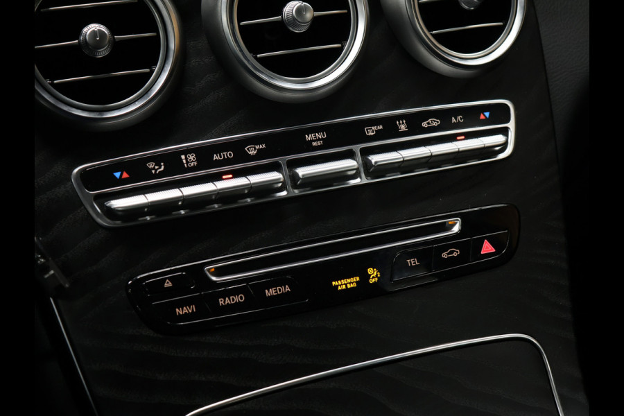 Mercedes-Benz GLC 250 4MATIC [TREKHAAK, ACHTERUITRIJCAMERA, BLUETOOTH TELEFOON, CRUISE CONTROL, PDC ACHTER, STOELVERWARMING, AUTOMATISCHE AIRCO, ELEKTRISCHE ACHTERKLEP, NIEUWSTAAT]