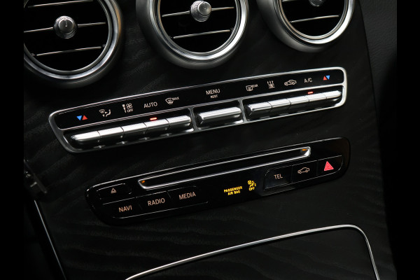 Mercedes-Benz GLC 250 4MATIC [TREKHAAK, ACHTERUITRIJCAMERA, BLUETOOTH TELEFOON, CRUISE CONTROL, PDC ACHTER, STOELVERWARMING, AUTOMATISCHE AIRCO, ELEKTRISCHE ACHTERKLEP, NIEUWSTAAT]