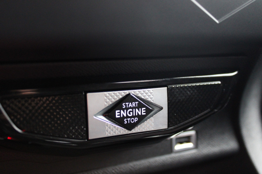 DS DS 3 Crossback E-Tense Performance Line 50 kWh | BLIS | Cruise control | Carplay | Stoelverwarming