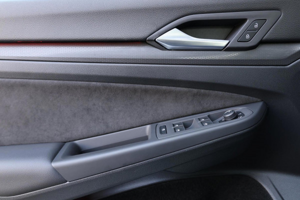 Volkswagen Golf 2.0 TSI GTI Clubsport 301+PK LED+IQ/PANO/HALF LEER+ALCANTARA+S.VERWARMING/19"/LINE/ACC/ECC/12 MND GARANTIE!