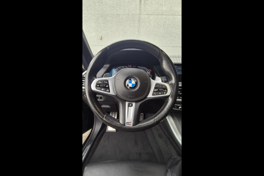 BMW X5 xDrive45e High Executive M Sport Pakket Automaat / Panoramadak / Achterasbesturing / Head Up Display / Comfortstoel / Driving Assistant Professional / Stuurwielverwarming / Trekhaak / Comforttoegang