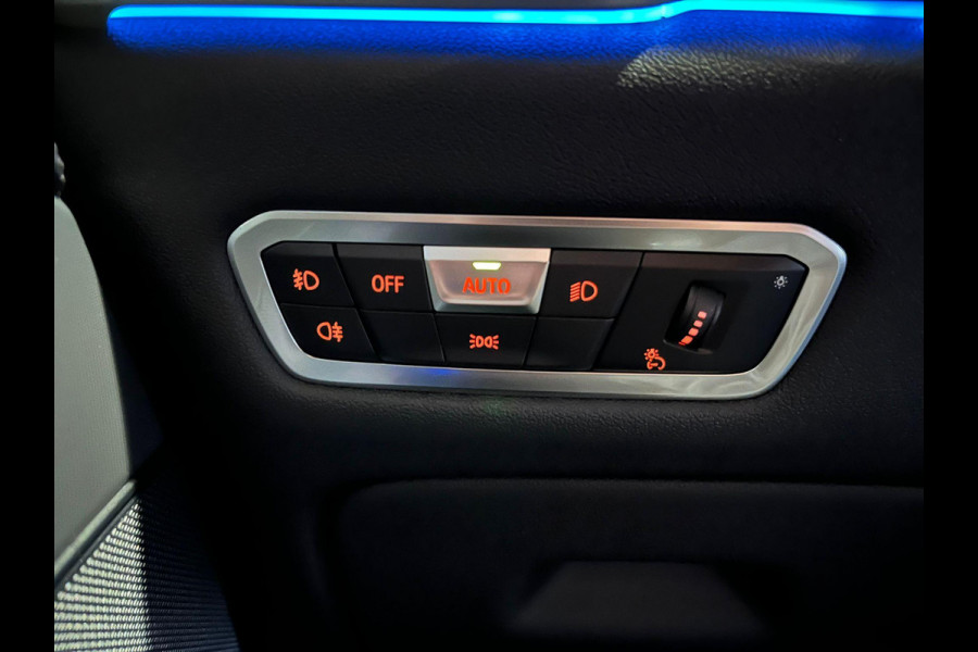 BMW X5 xDrive45e High Executive M Sport Pakket Automaat / Panoramadak / Achterasbesturing / Head Up Display / Comfortstoel / Driving Assistant Professional / Stuurwielverwarming / Trekhaak / Comforttoegang