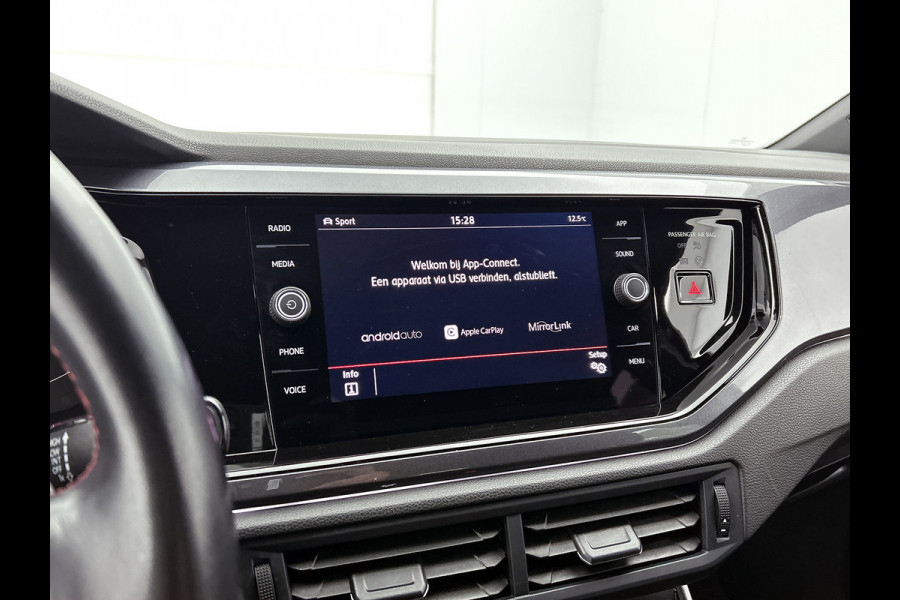 Volkswagen Polo 2.0 TSI GTI | 200PK | BTW | CARPLAY | ACHTERCAM | STOELVERW | ADD CRUISE | DIG DASH | CLIMATE | GOED ONDERH