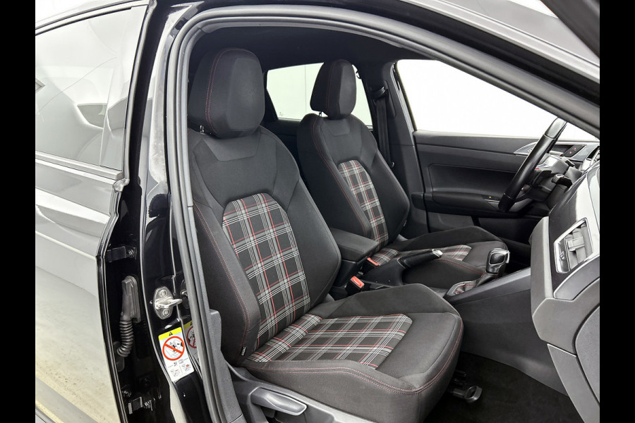 Volkswagen Polo 2.0 TSI GTI | 200PK | BTW | CARPLAY | ACHTERCAM | STOELVERW | ADD CRUISE | DIG DASH | CLIMATE | GOED ONDERH