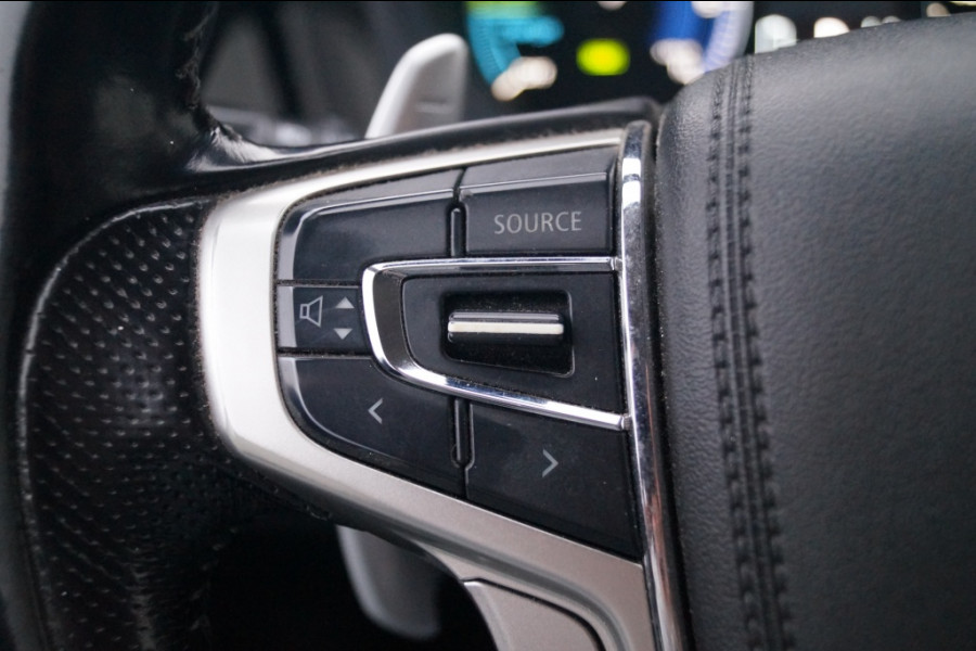 Mitsubishi Outlander 2.4 PHEV Automaat Pure -ECC-PDC-TREKHAAK-