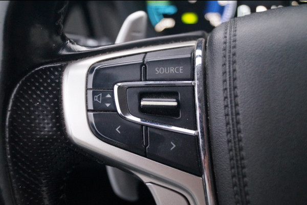 Mitsubishi Outlander 2.4 PHEV Automaat Pure -ECC-PDC-TREKHAAK-