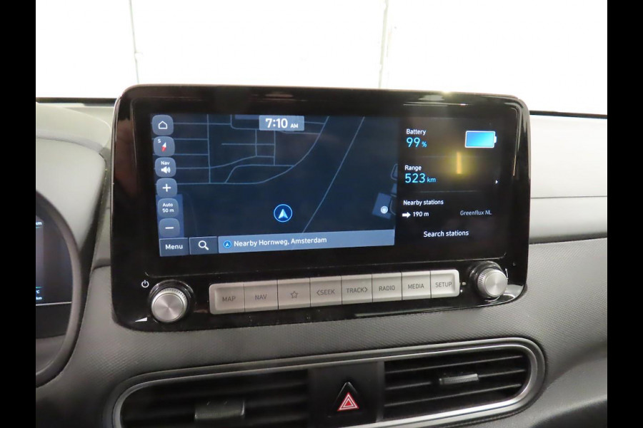 Hyundai Kona EV Comfort 64 kWh | SoH 98% | Navigatie | DAB | Adaptive Cruise