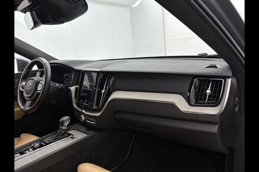 Volvo XC60 T5 AWD 251PK Inscription / Leder / Navigatie /  Winter Line / Business Pack Connect / Intellisafe Pro Line / Line / Apk nieuw