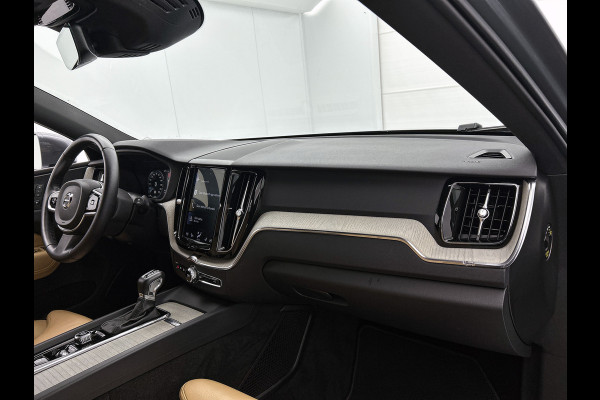 Volvo XC60 T5 AWD 251PK Inscription / Leder / Navigatie /  Winter Line / Business Pack Connect / Intellisafe Pro Line / Line / Apk nieuw