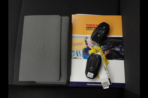 Opel Combo 1.5D 130PK L2H1 Edition Automaat Airco Bluetooh Navi Camera Parkeersensoren 2 Zits