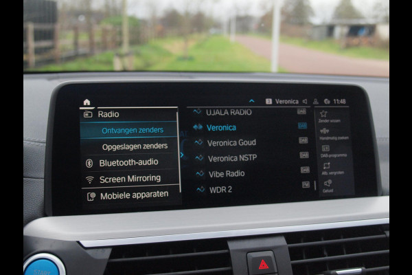 BMW iX3 Executive 80 kWh | Panoramadak | Camera | Apple Carplay | Sfeerverlichting |