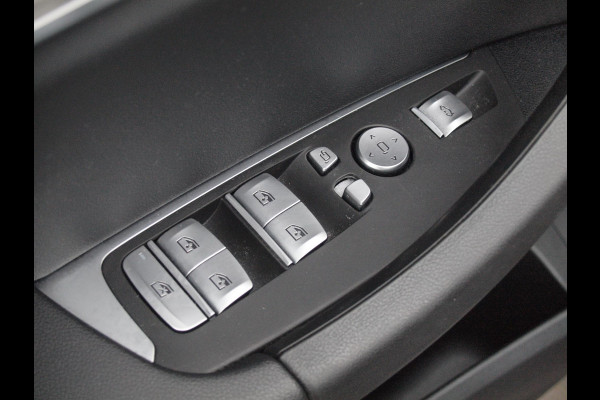 BMW iX3 Executive 80 kWh | Panoramadak | Camera | Apple Carplay | Sfeerverlichting |