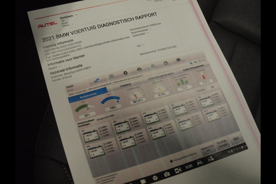BMW iX3 Executive 80 kWh | Panoramadak | Camera | Apple Carplay | Sfeerverlichting |
