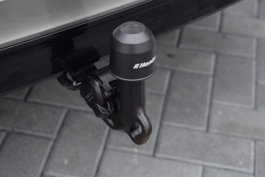 Volkswagen Tiguan 1.4 TSI 150pk DSG R-line | Camera | Trekhaak