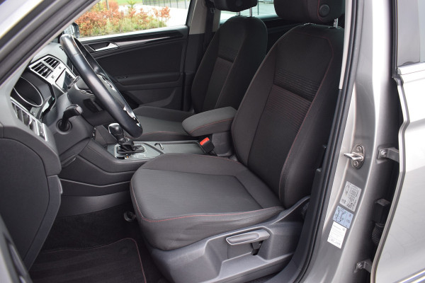 Volkswagen Tiguan 1.4 TSI 150pk DSG R-line | Camera | Trekhaak
