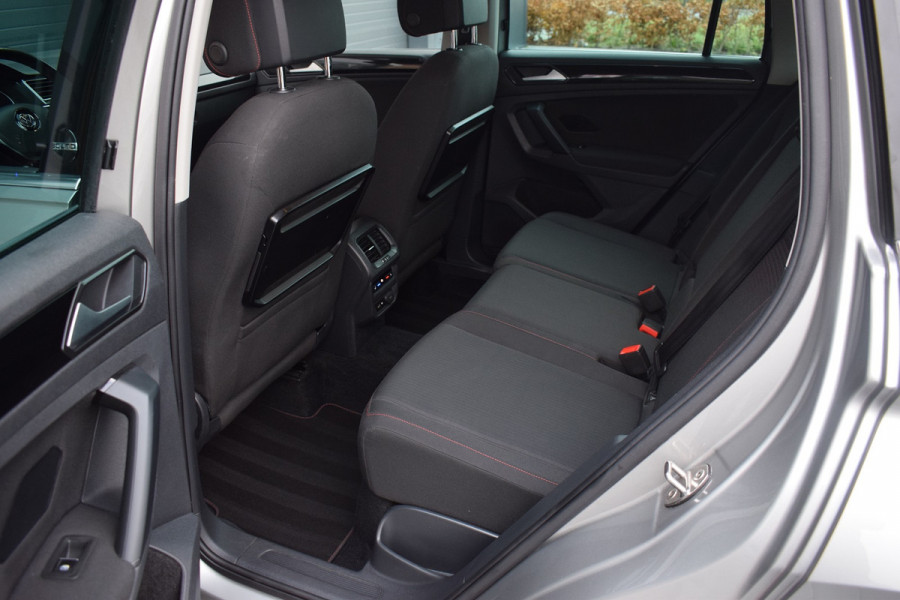 Volkswagen Tiguan 1.4 TSI 150pk DSG R-line | Camera | Trekhaak