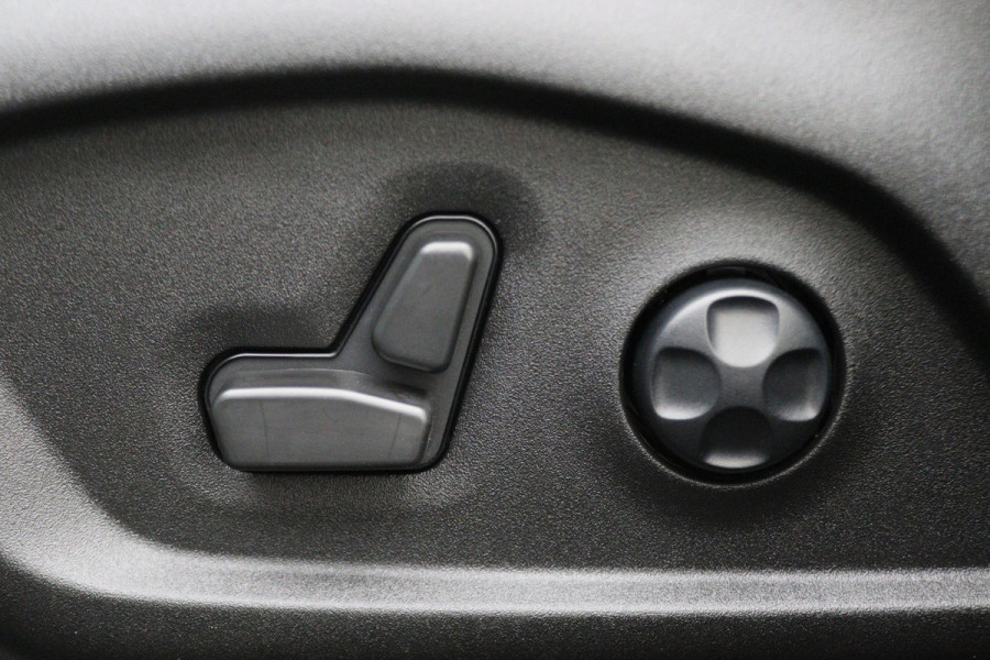 Jeep Compass 4xe 240 Plug-in Hybrid Electric S Leer, Memory, Stoelkoeling, Camera, ACC, Apple Carplay, 19"