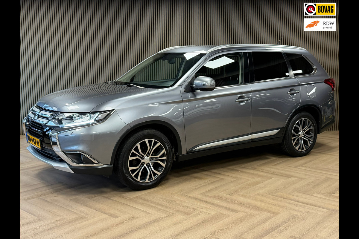 Mitsubishi Outlander 2.0 Executive Edition 7 PERS AUT. TREKHAAK KEYLESS-GO CAMERA NAVIGATIE AIRCO CRUISE PDC START/STOP