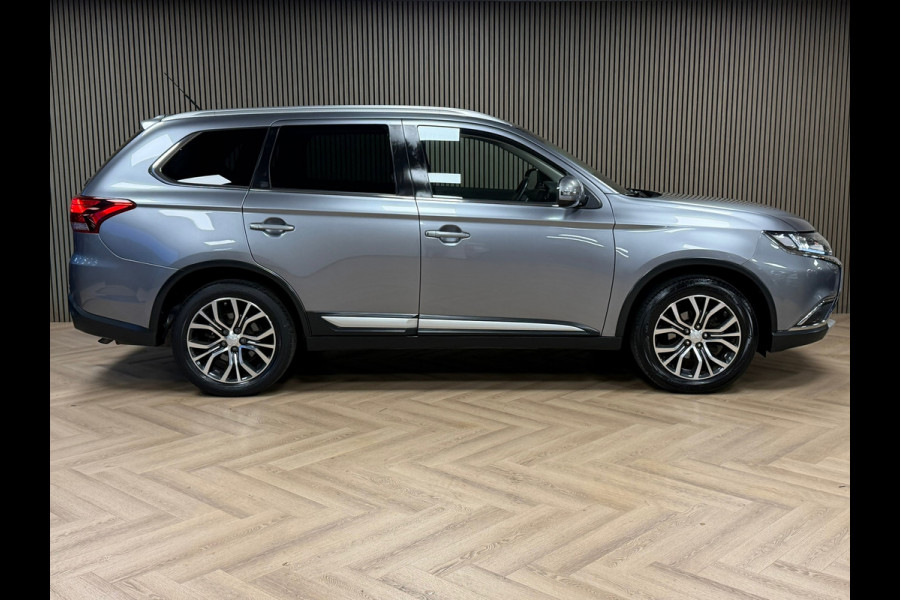 Mitsubishi Outlander 2.0 Executive Edition 7 PERS AUT. TREKHAAK KEYLESS-GO CAMERA NAVIGATIE AIRCO CRUISE PDC START/STOP