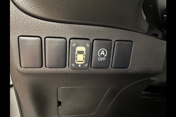 Mitsubishi Outlander 2.0 Executive Edition 7 PERS AUT. TREKHAAK KEYLESS-GO CAMERA NAVIGATIE AIRCO CRUISE PDC START/STOP