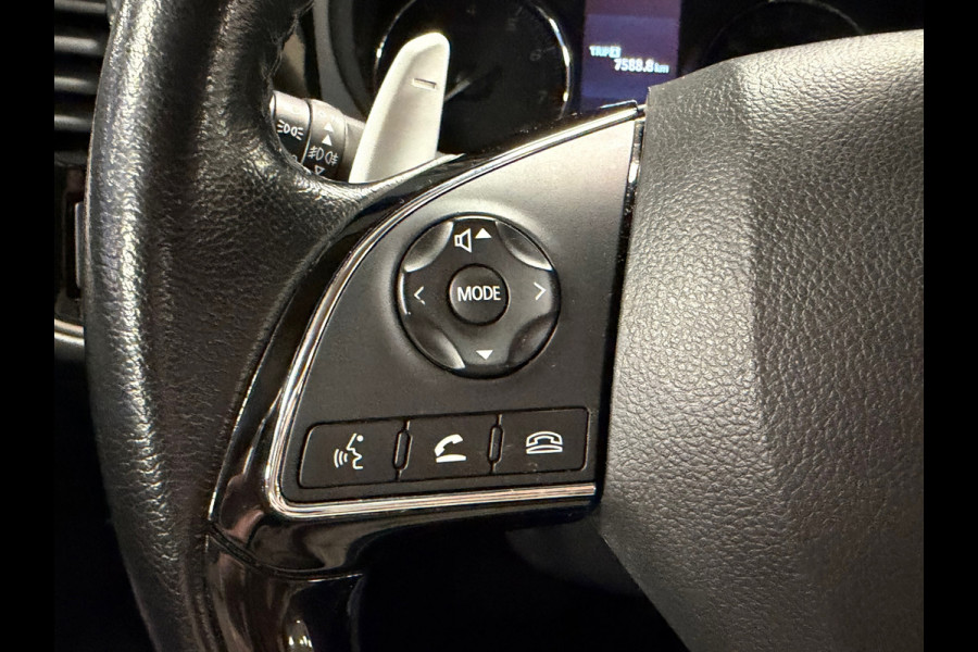 Mitsubishi Outlander 2.0 Executive Edition 7 PERS AUT. TREKHAAK KEYLESS-GO CAMERA NAVIGATIE AIRCO CRUISE PDC START/STOP