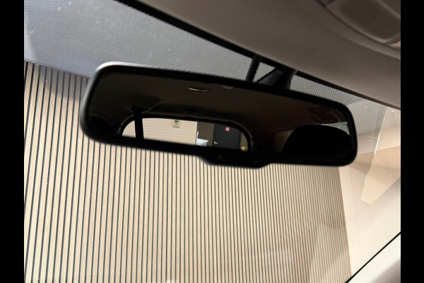 Mitsubishi Outlander 2.0 Executive Edition 7 PERS AUT. TREKHAAK KEYLESS-GO CAMERA NAVIGATIE AIRCO CRUISE PDC START/STOP