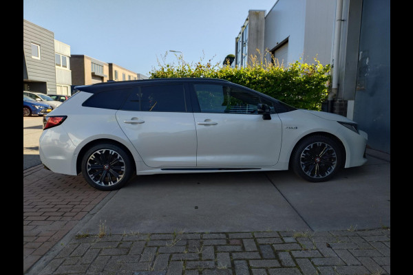 Toyota Corolla Touring Sports 2.0 Hybrid GR-Sport