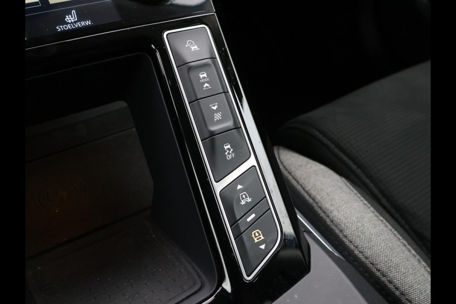 Jaguar I-PACE EV400 HSE 90 kWh *PORTOFINO BLUE* + 22 INCH | LUCHTVERING | PANORAMA | 360 CAMERA | STOELVENTILATIE