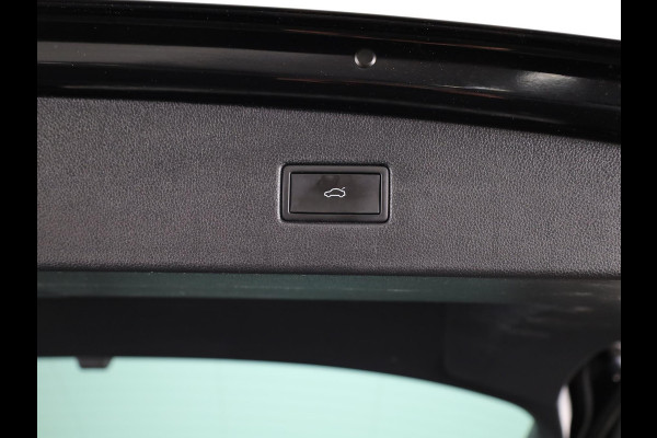 Volkswagen Tiguan 1.4 TSI eHybrid R-Line Business 245PK PHEV | 360 graden camera | Stoel- en stuurverwarming | Multimedia Plus | Assistentie pakket