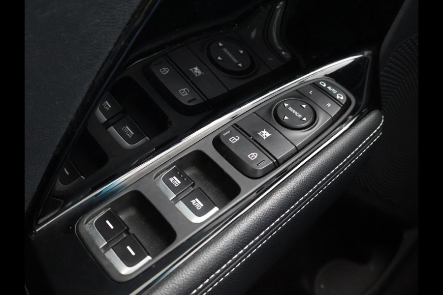Kia e-Niro DYNAMICPLUSLINE 64 kWh + SCHUIFDAK | CARPLAY | CAMERA | STOEL/STUUURWIELVERW.