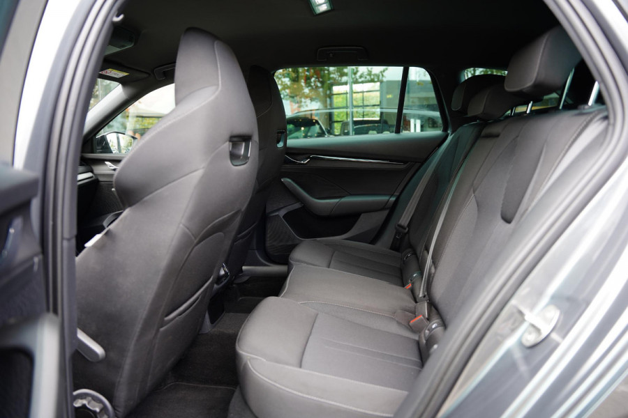 Škoda Octavia Combi 1.0 e-TSI Sport Business