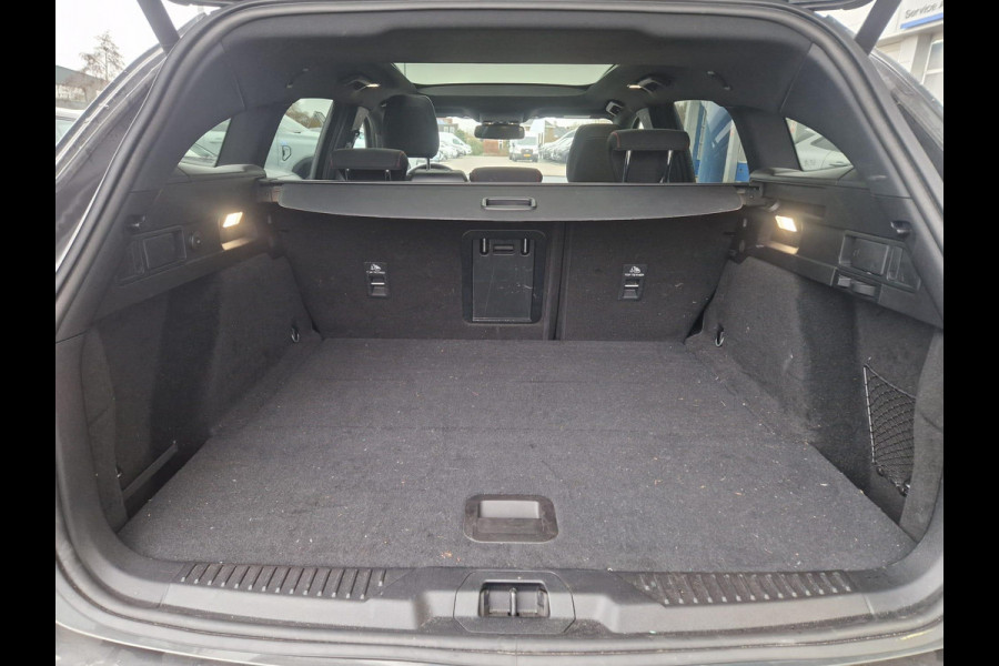 Ford FOCUS Wagon 1.0 EcoBoost Hybrid ST Line X Full led | Adaptive Cruise Control | Schuif-kanteldak | Winterpack | Dodehoek detectie | Groot navigatie | AGR stoel etc.
