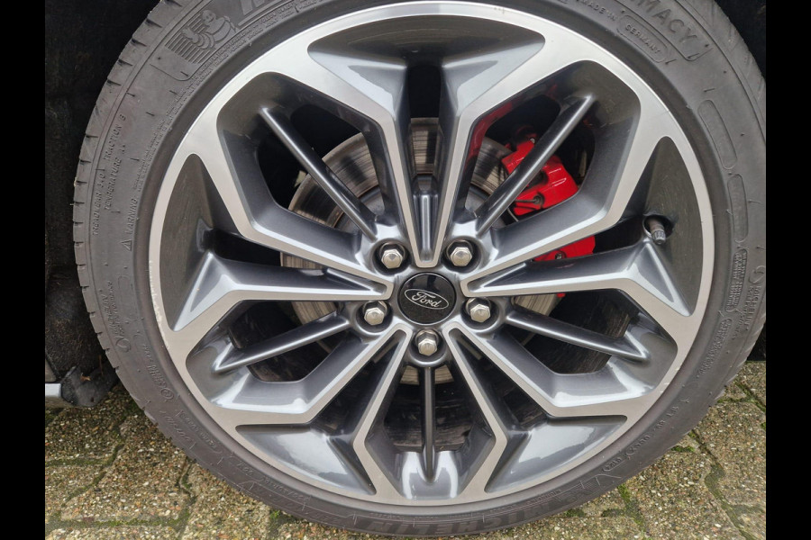 Ford FOCUS Wagon 1.0 EcoBoost Hybrid ST Line X Full led | Adaptive Cruise Control | Schuif-kanteldak | Winterpack | Dodehoek detectie | Groot navigatie | AGR stoel etc.