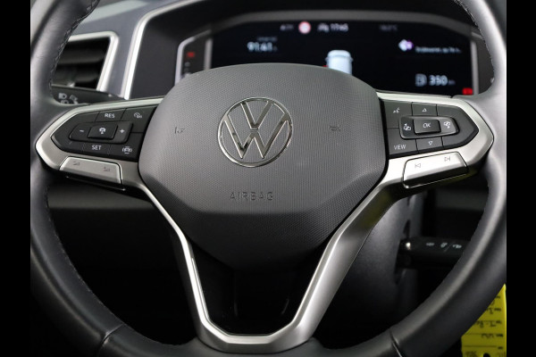 Volkswagen T-Roc 1.5 TSI Style 150 pk Automaat (DSG) | Navigatie | Trekhaak (afneembaar) | Parkeersensoren (Park assist) | Adaptieve cruise control | Stoelverwarming |