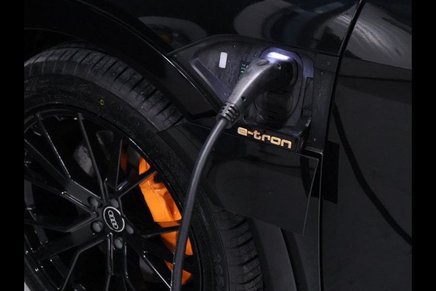 Audi e-tron Sportback 55 quattro edition 95 kWh [ADAPTIVE CRUISE CONTROL, BLUETOOTH TELEFOON, PDC V+A, CLIMATE CONTROL, LANE ASSIST, LED KOPLAMPEN, NIEUWSTAAT]