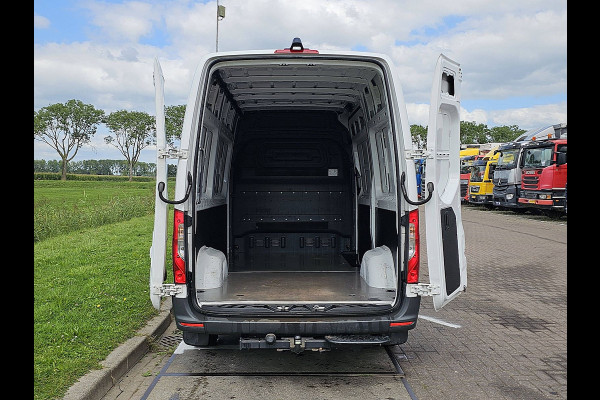 Mercedes-Benz Sprinter 314 2.2 CDI L2H2 Airco Mbux Trekhaak Camera Navi Euro6 143 PK!