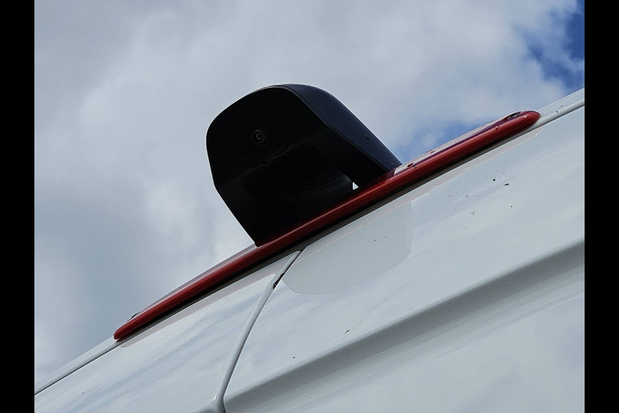 Mercedes-Benz Sprinter 314 2.2 CDI L2H2 Airco Mbux Trekhaak Camera Navi Euro6 143 PK!