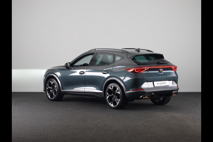 CUPRA Formentor 1.4 e-Hybrid Adrenaline 204 pk Automaat (DSG) | Navigatie | Parkeersensoren (Park assist) | Adaptieve cruise control | Stoelverwarming |