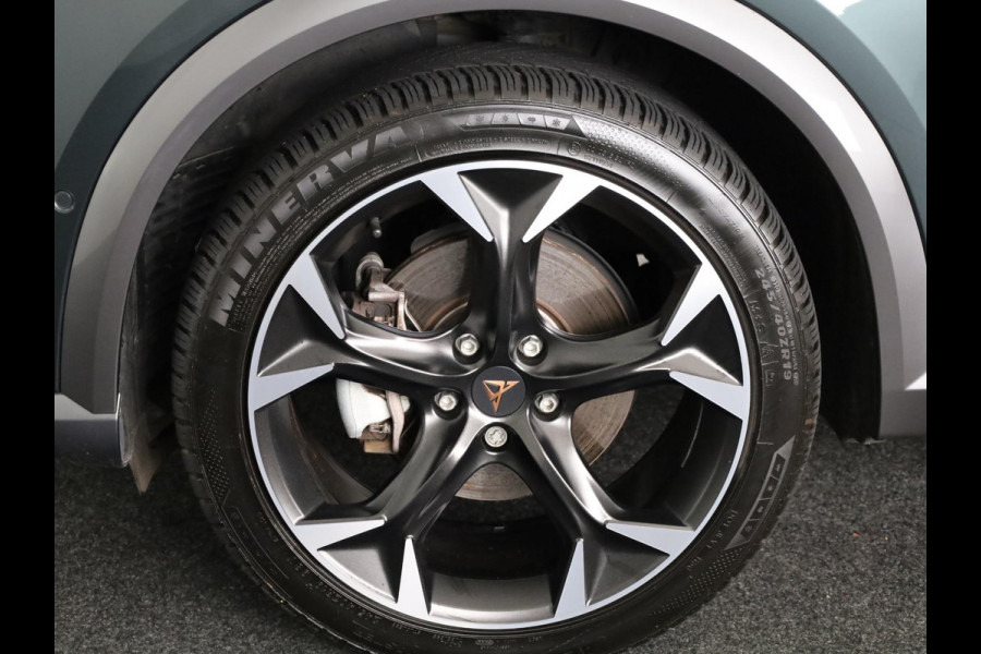 CUPRA Formentor 1.4 e-Hybrid Adrenaline 204 pk Automaat (DSG) | Navigatie | Parkeersensoren (Park assist) | Adaptieve cruise control | Stoelverwarming |