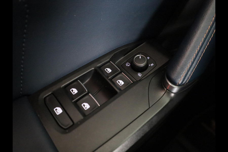 CUPRA Formentor 1.4 e-Hybrid Adrenaline 204 pk Automaat (DSG) | Navigatie | Parkeersensoren (Park assist) | Adaptieve cruise control | Stoelverwarming |