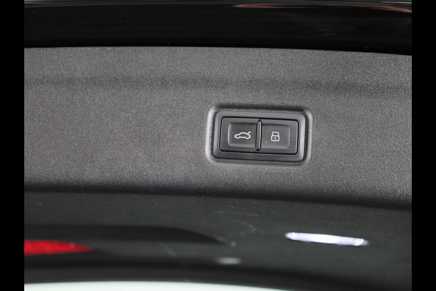 Audi Q6 e-tron S edition performance 100 kWh 306pk | Pack Tech Pro | Luchtvering | Stuurverwarming | MMI Bijrijdersscherm