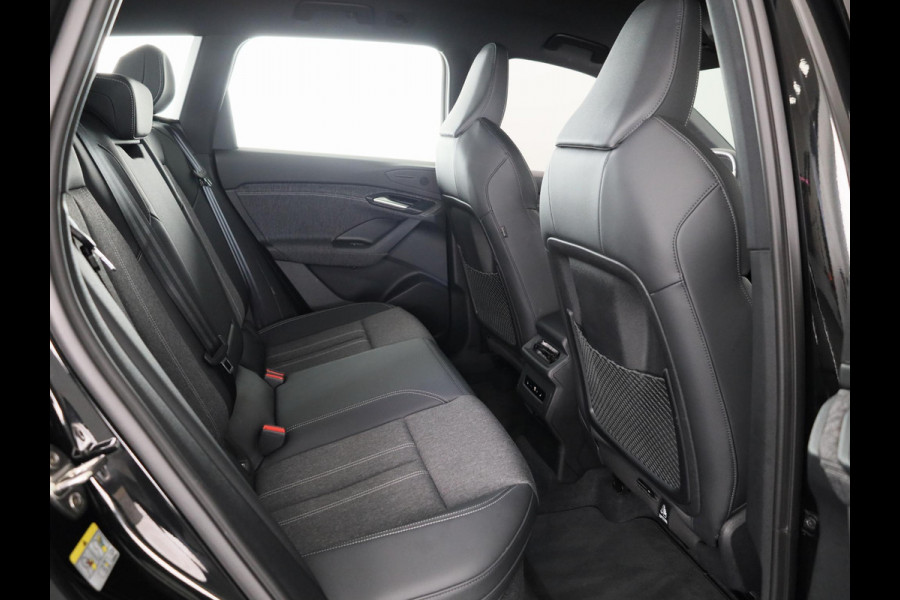 Audi Q6 e-tron S edition performance 100 kWh 306pk | Pack Tech Pro | Luchtvering | Stuurverwarming | MMI Bijrijdersscherm