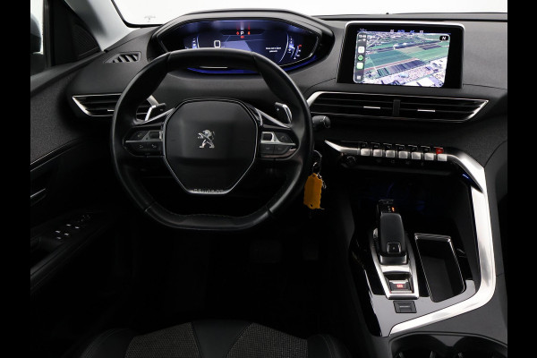 Peugeot 3008 1.2 PT 130 PK AUT. + TREKHAAK | 18 INCH | CAMERA | APPLE CARPLAY