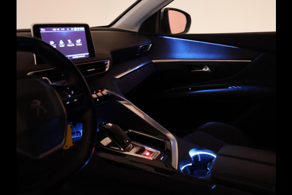 Peugeot 3008 1.2 PT 130 PK AUT. + TREKHAAK | 18 INCH | CAMERA | APPLE CARPLAY