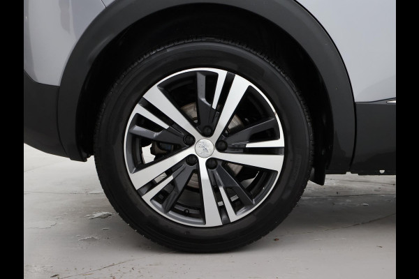 Peugeot 3008 1.2 PT 130 PK AUT. + TREKHAAK | 18 INCH | CAMERA | APPLE CARPLAY